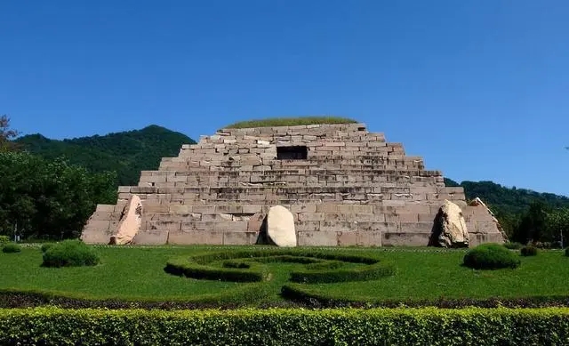 Capital Cities and Tombs of the Ancient Koguryo Kingdom