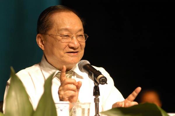 Louis Cha Leung-yung
