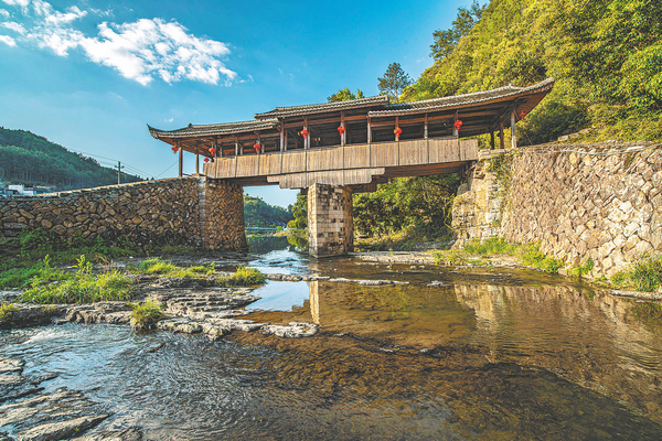 Traditional design and practices for building Chinese wooden arch bridges