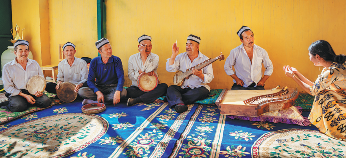 Xinjiang Uygur Muqam Art