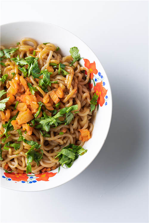 Hot Dry Noodles