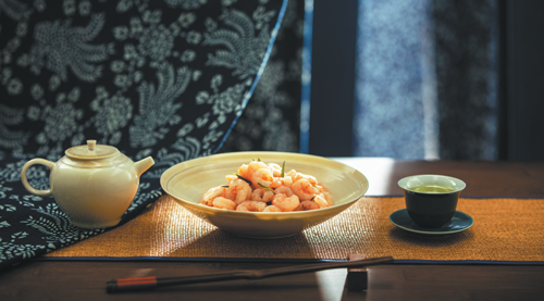 Sauteed Shrimps with Longjing Tea