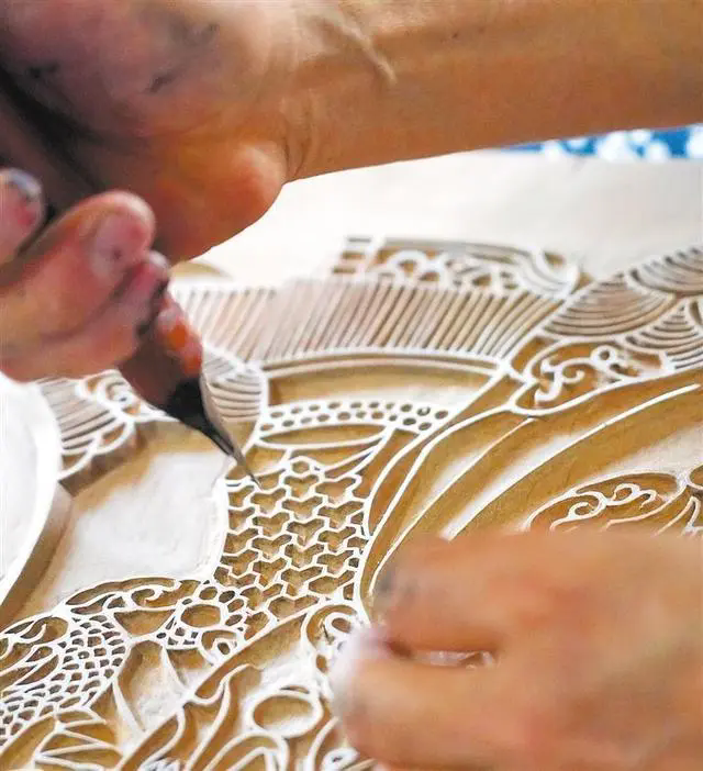 Liangping Woodblock New Year Pictures