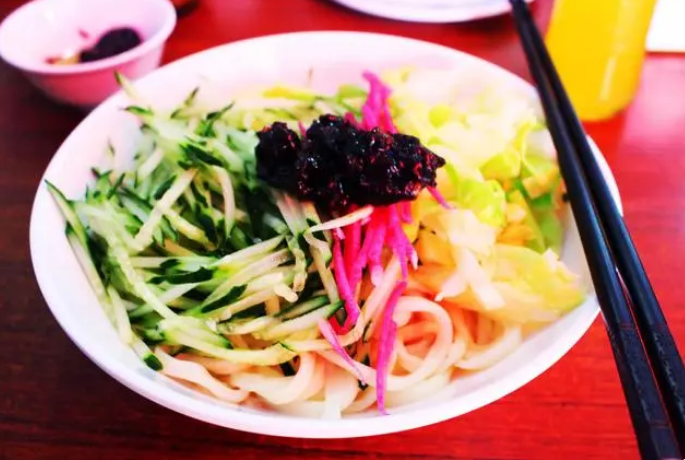 Beijing Fried Sauce Noodles
