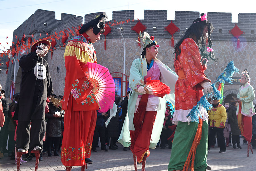 Stilts Walking