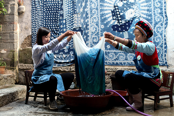 Tie-dyeing